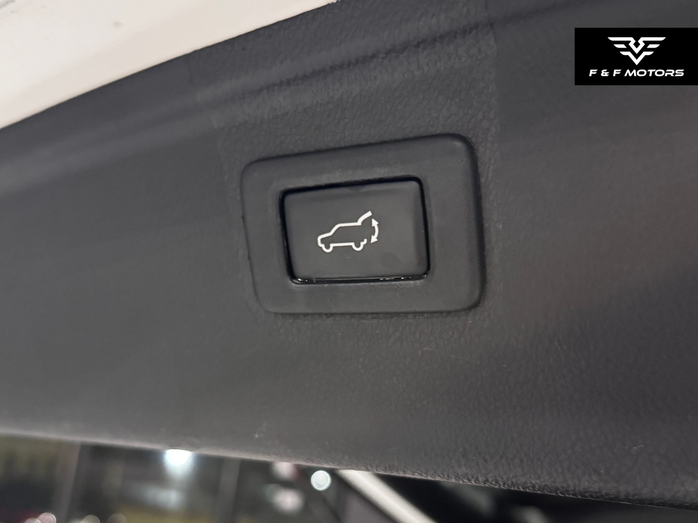 2015 Subaru Outback Limited photo 18