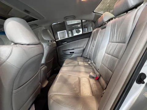 2008 Honda Accord EX-L — Interior