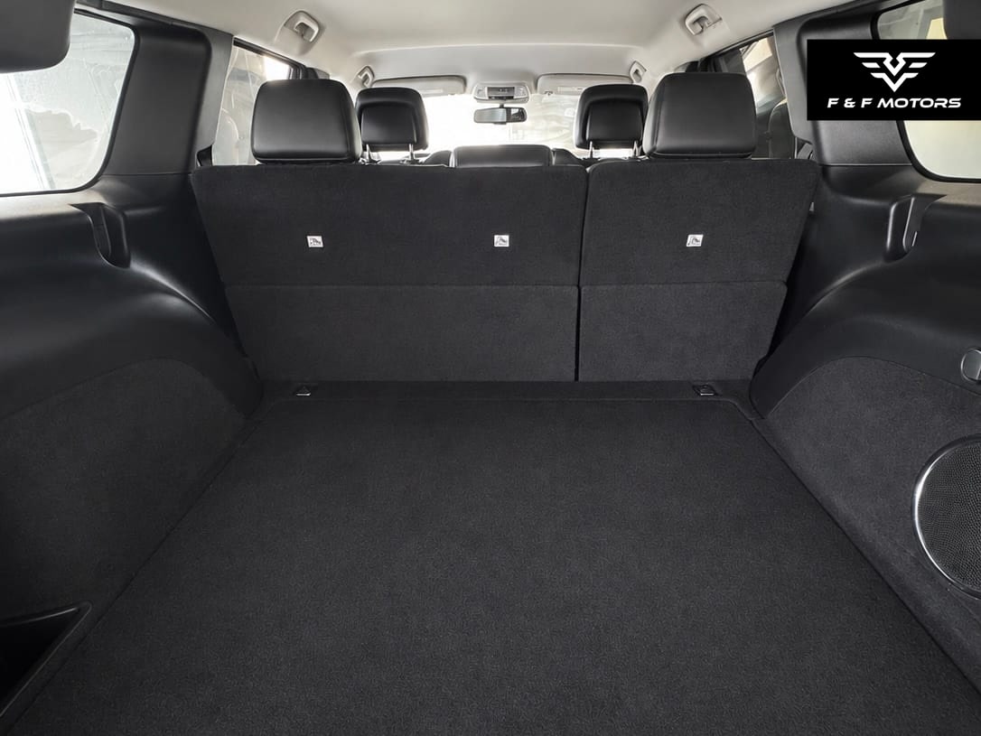 2012 Jeep Grand Cherokee Laredo photo 15