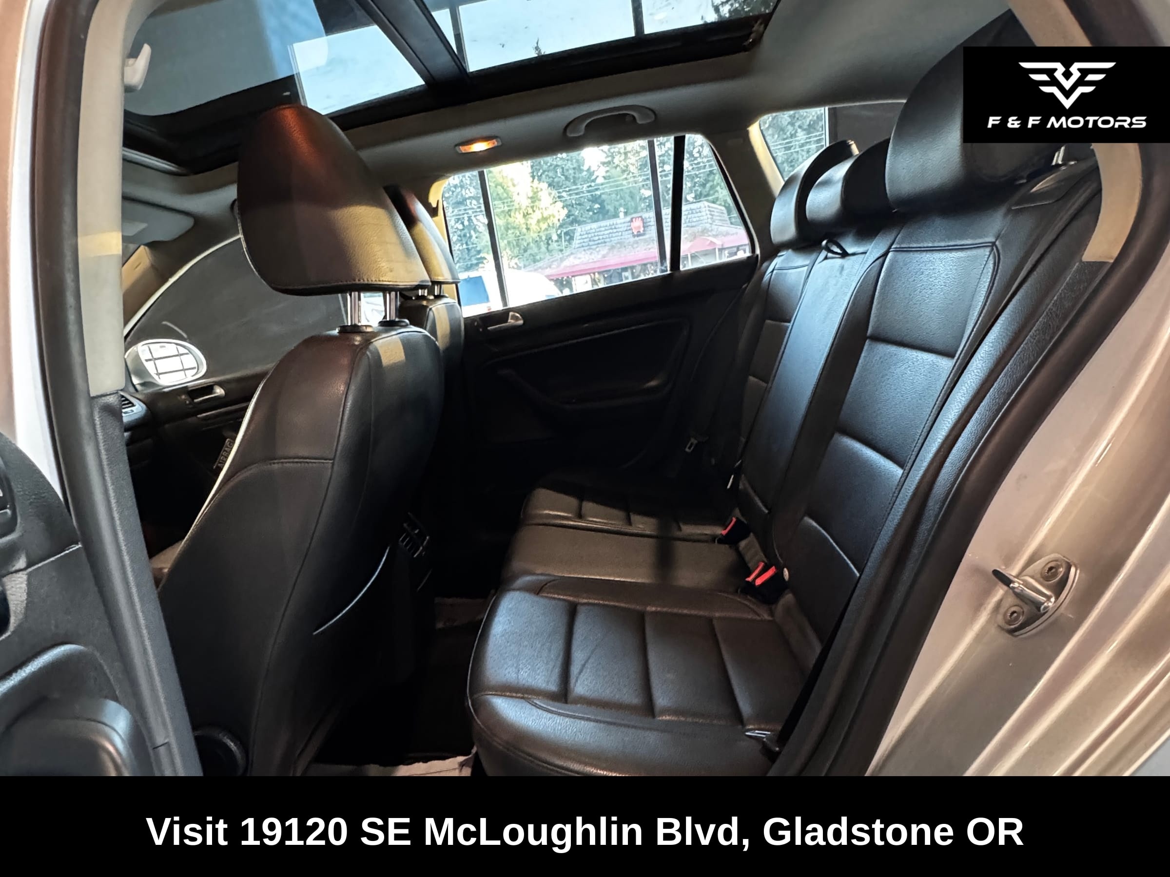 2011 Volkswagen Jetta TDI — Interior