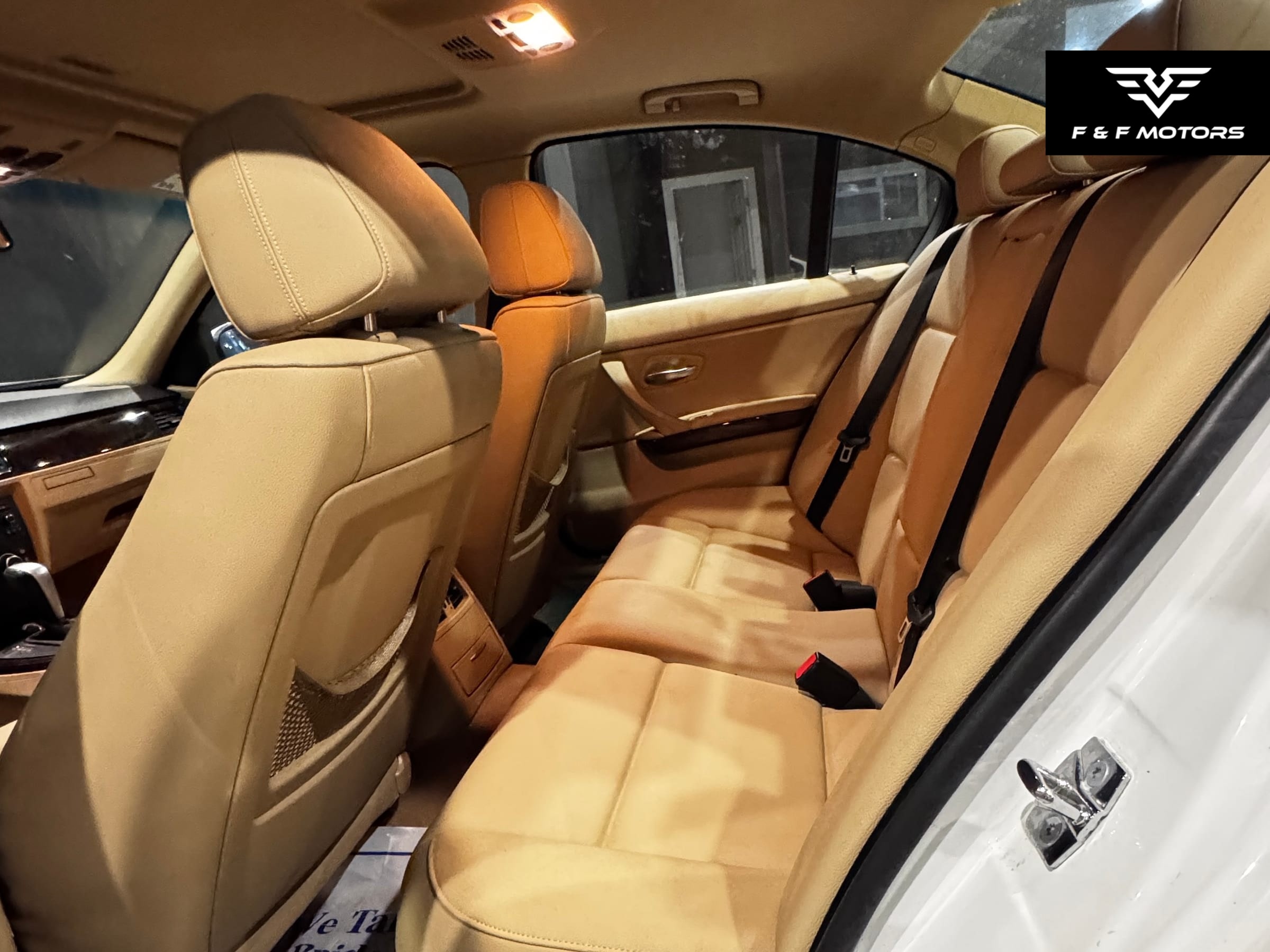 2007 BMW 328i — Interior