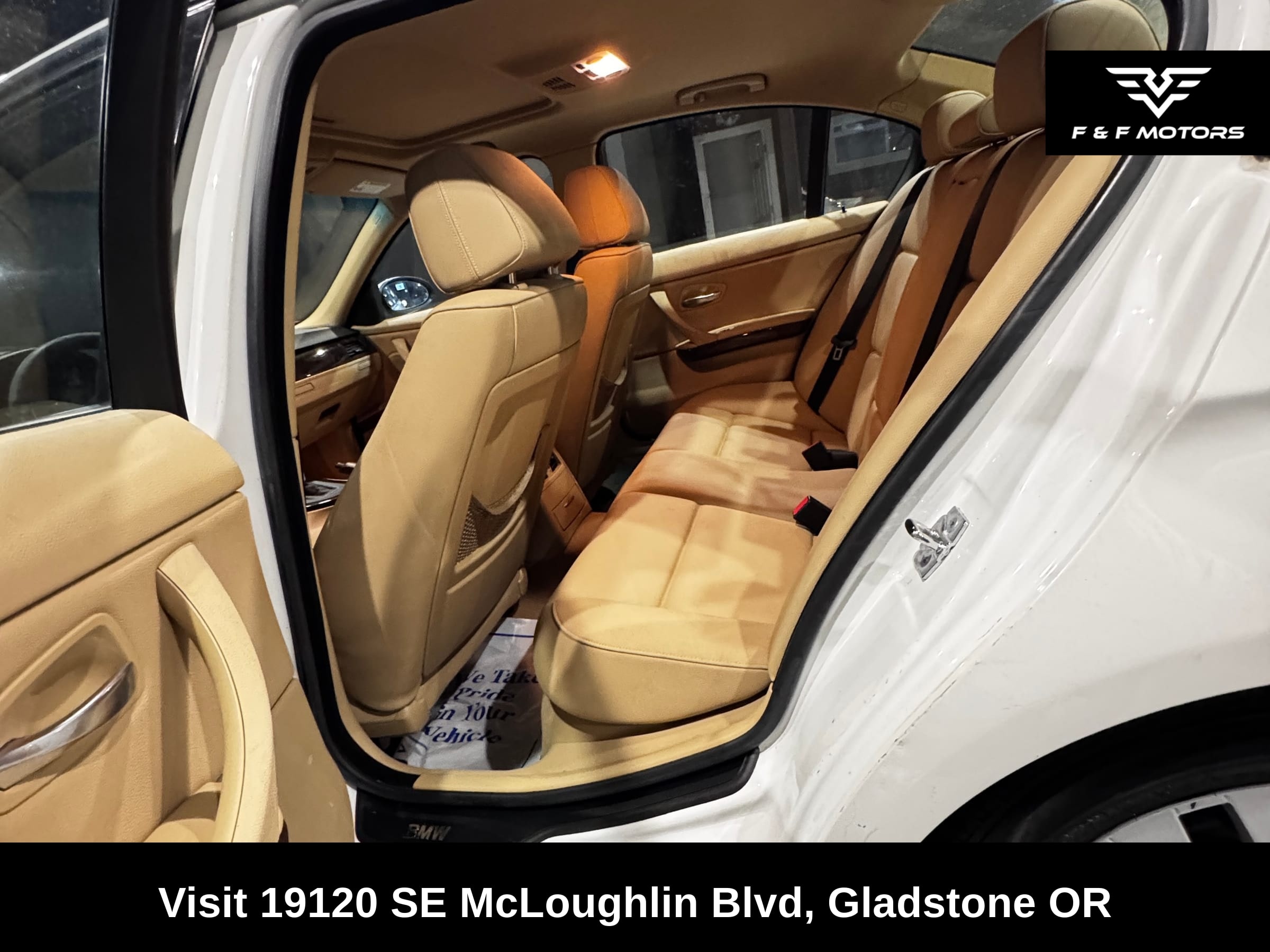 2007 BMW 328i — Interior
