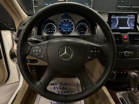 2011 Mercedes-Benz C300 Sport — Interior