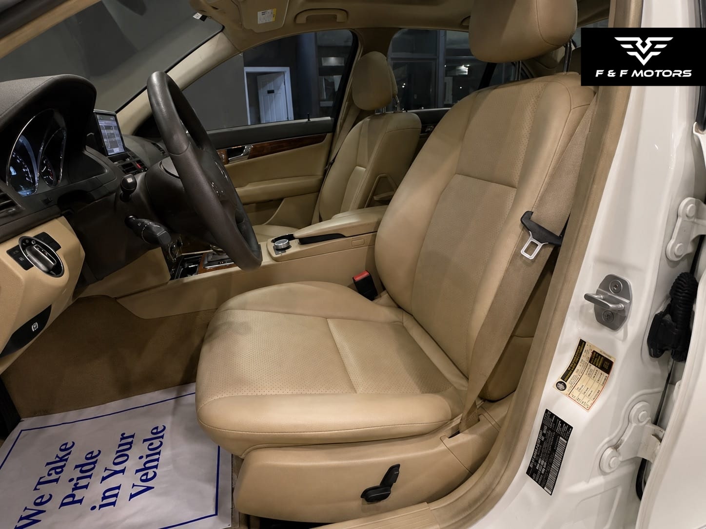2011 Mercedes-Benz C300 Sport — Interior