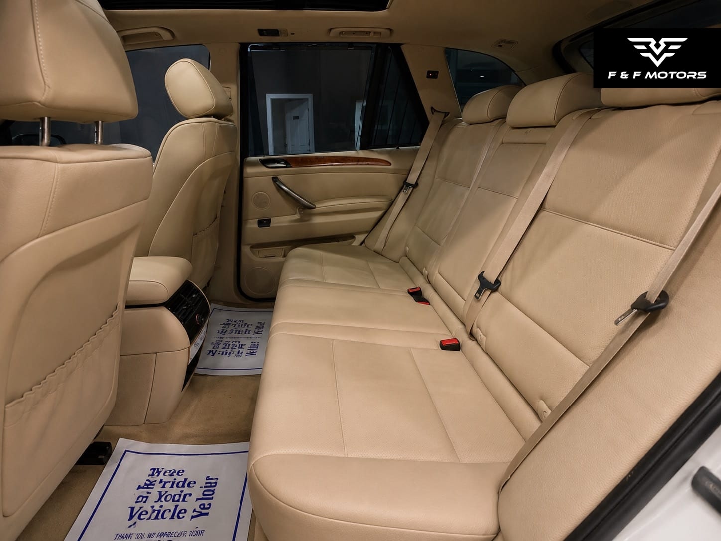 2011 Mercedes-Benz C300 Sport — Interior
