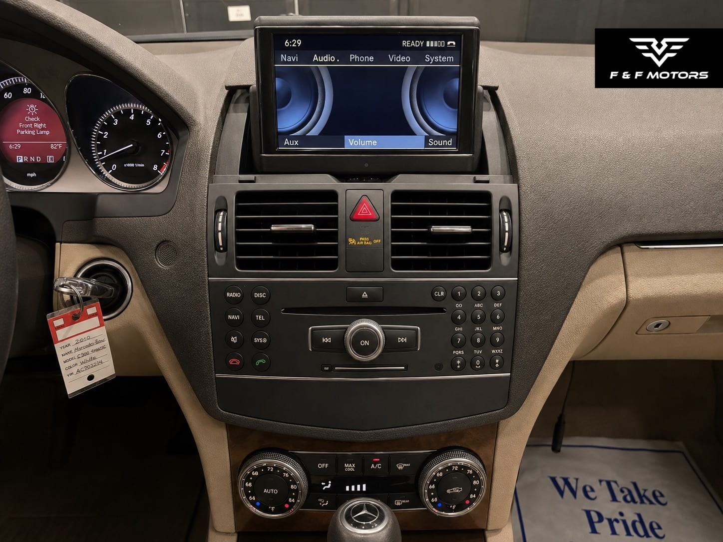 2011 Mercedes-Benz C300 Sport — Interior
