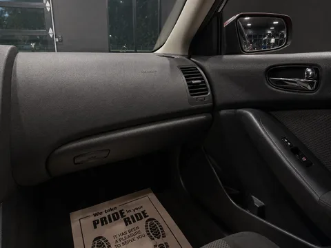 2009 Nissan Altima S photo 11