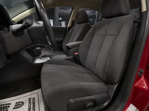 2009 Nissan Altima S — Interior