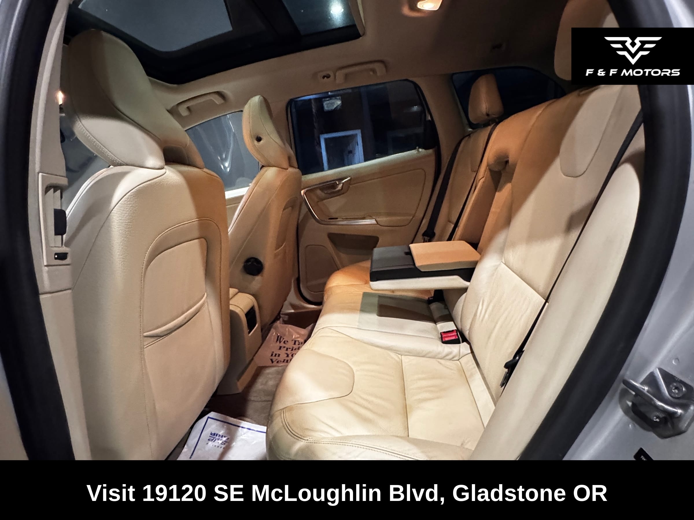 2014 Volvo XC60 3.2 Premier — Interior