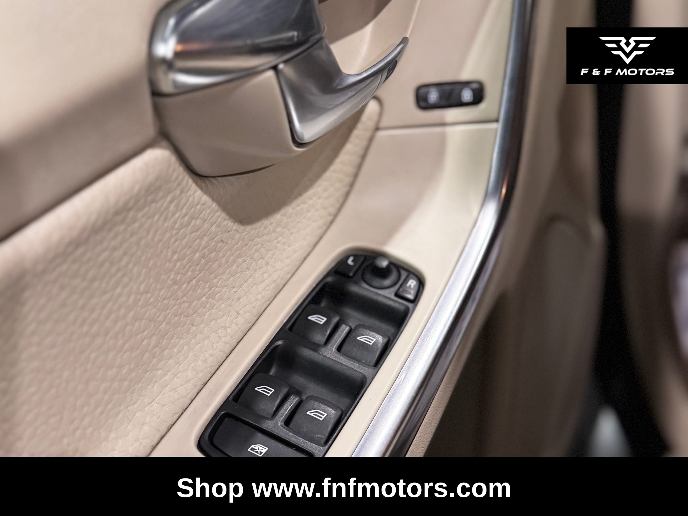 2014 Volvo XC60 3.2 Premier — Interior