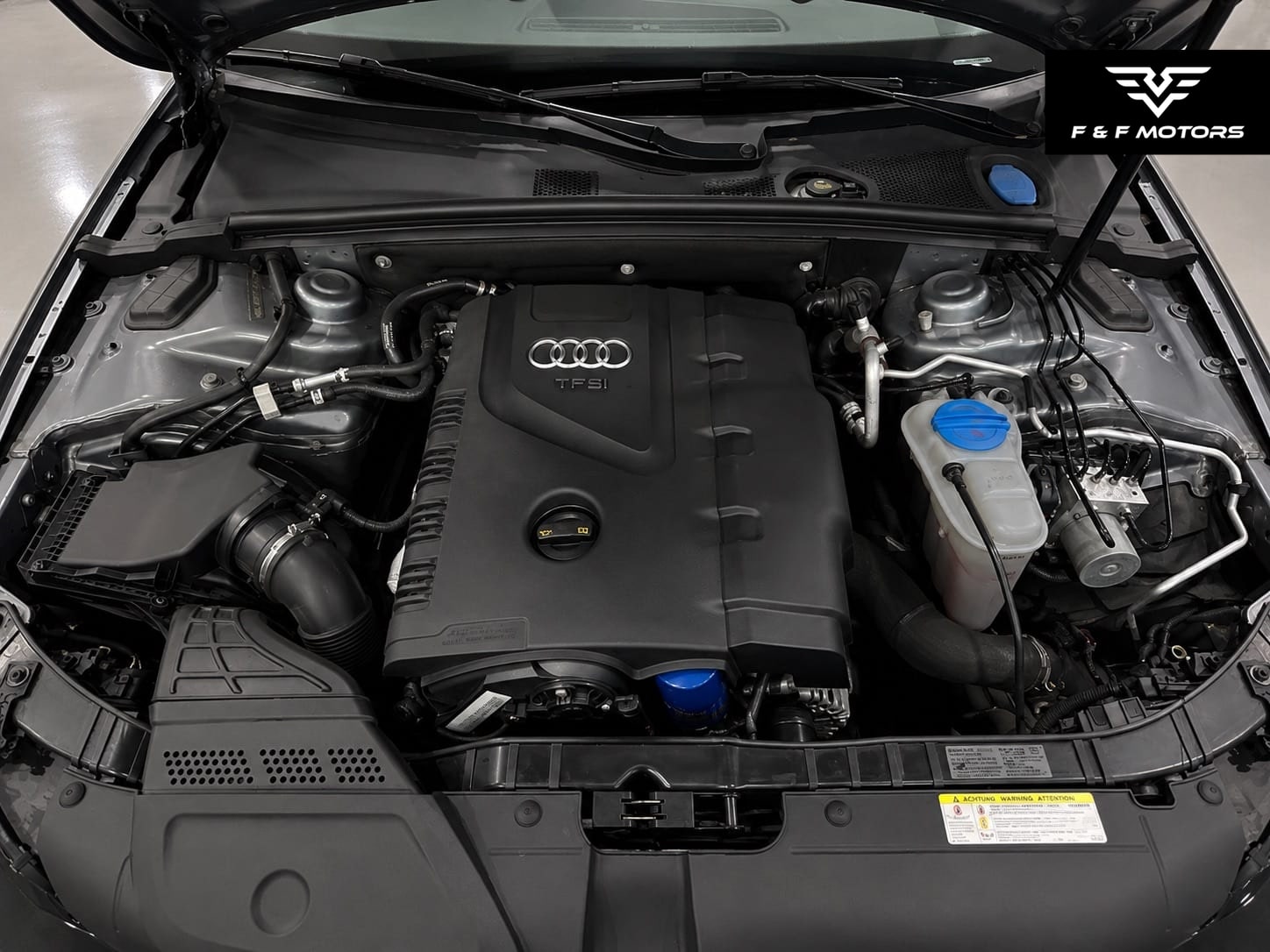 2014 Audi Allroad Premium — Engine