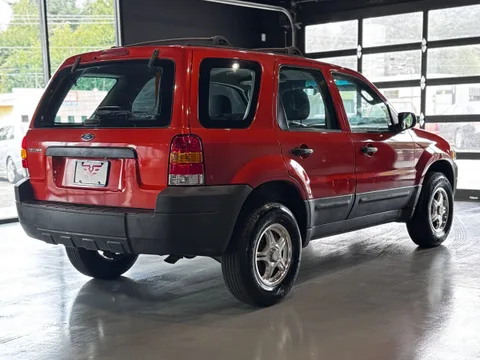 2007 Ford Escape XLS photo 3