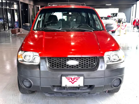 2007 Ford Escape XLS — Exterior