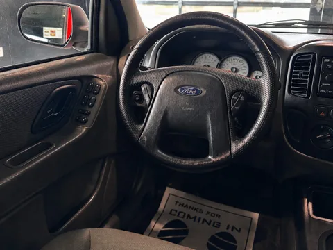 2007 Ford Escape XLS — Exterior