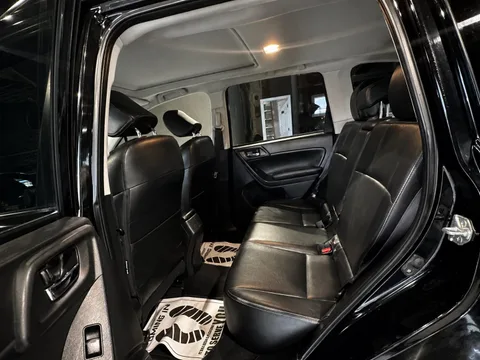 2014 Subaru Forester 2.5I Limited — Interior