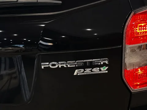 2014 Subaru Forester 2.5I Limited photo 19