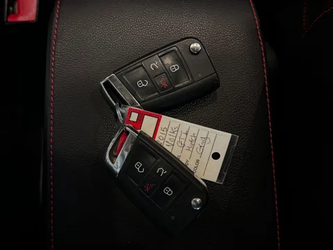 2015 Volkswagen GTI SE — Interior