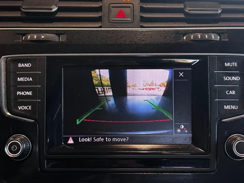 2015 Volkswagen GTI SE photo 20