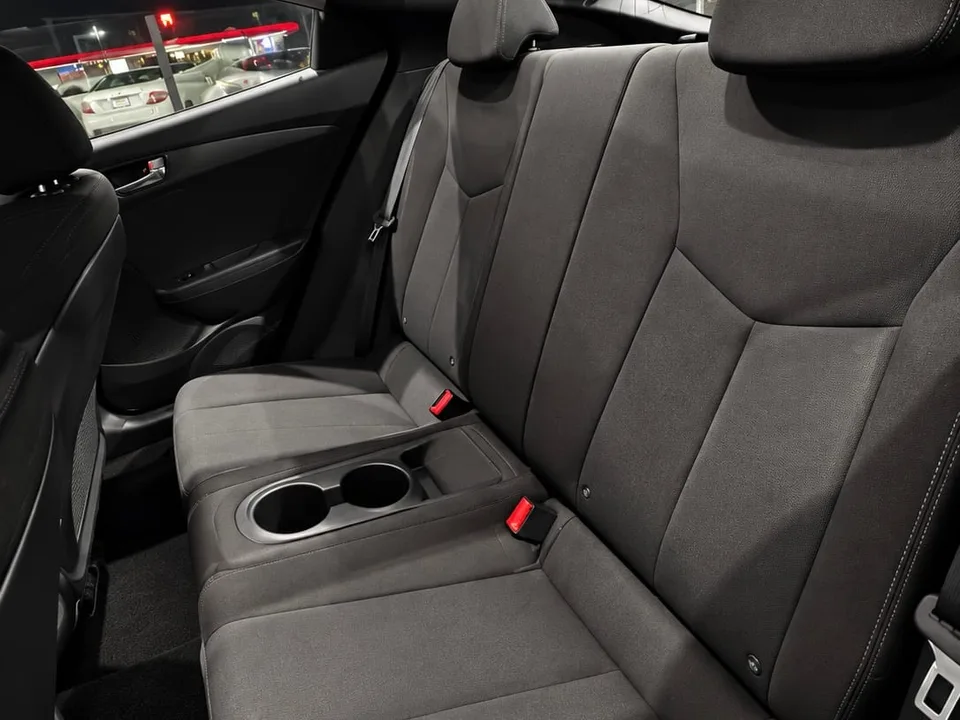 2016 Hyundai Veloster Base — Interior