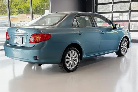 2009 Toyota Corolla LE — Exterior