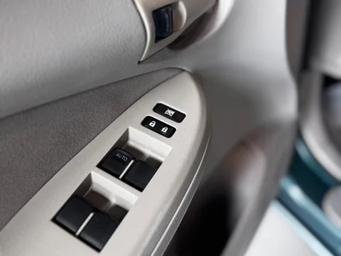 2009 Toyota Corolla LE — Interior