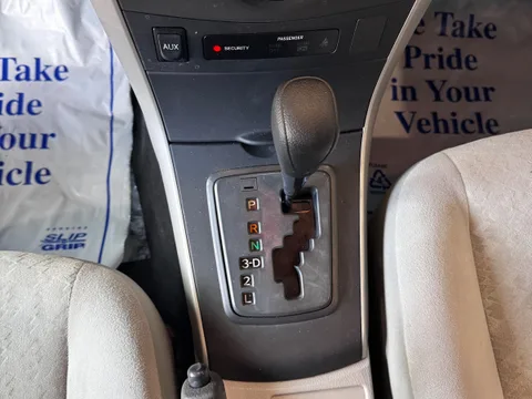 2009 Toyota Corolla LE — Interior