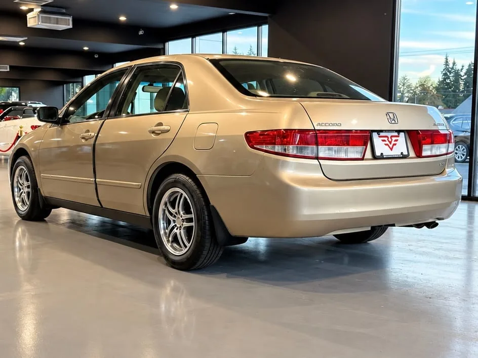 2003 Honda Accord LX — Exterior · Photo 4