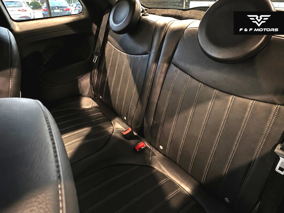 2014 Fiat 500 Sport — Interior