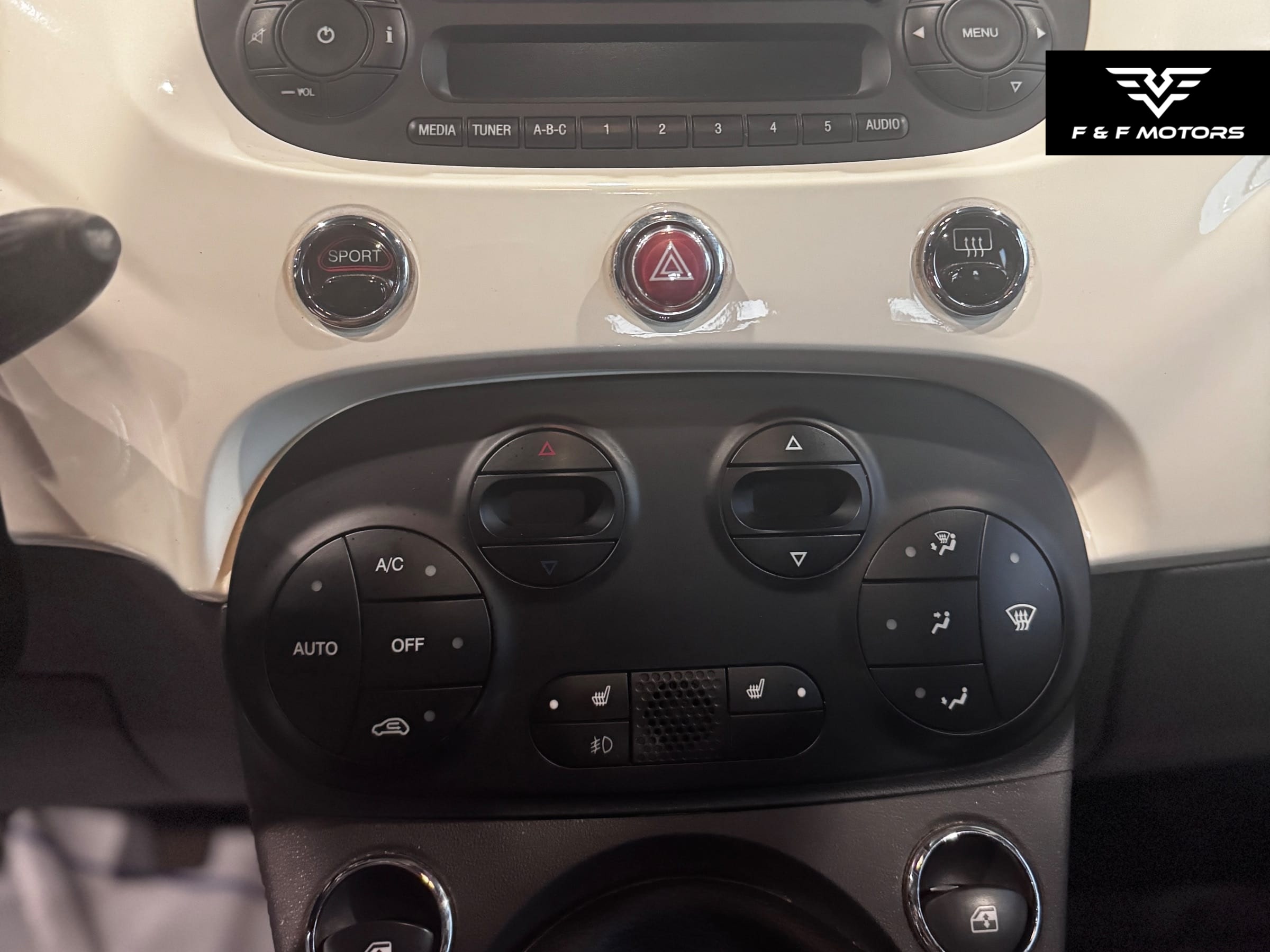 2014 Fiat 500 Sport photo 20