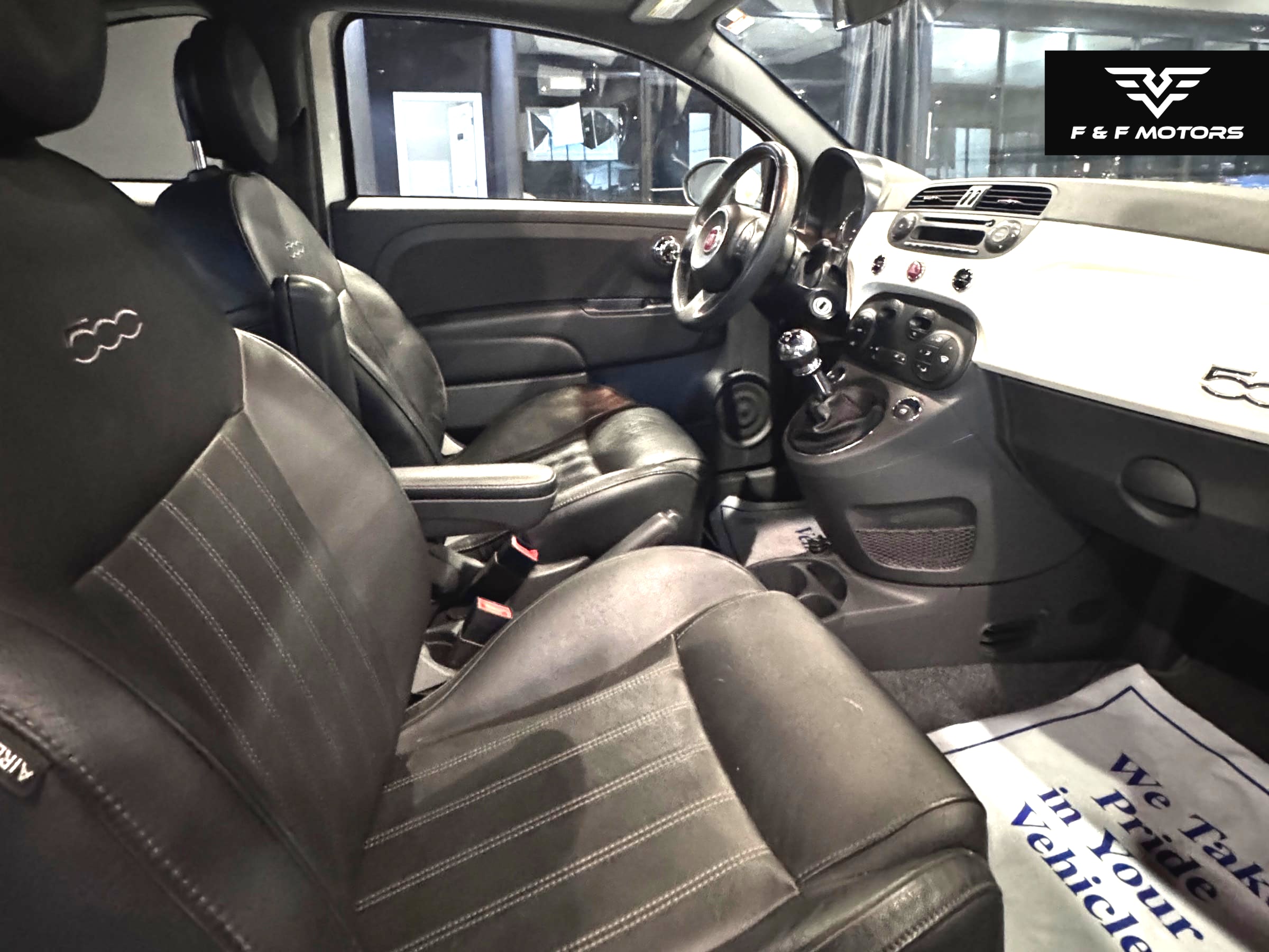 2014 Fiat 500 Sport — Interior
