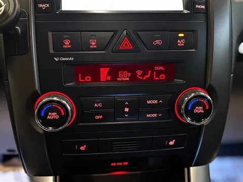 2011 Kia Sorento EX photo 17
