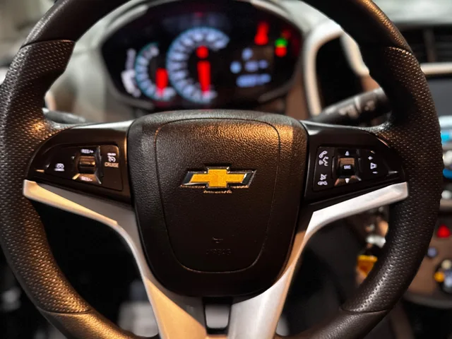 2017 Chevrolet Sonic LT — Interior · Photo 8