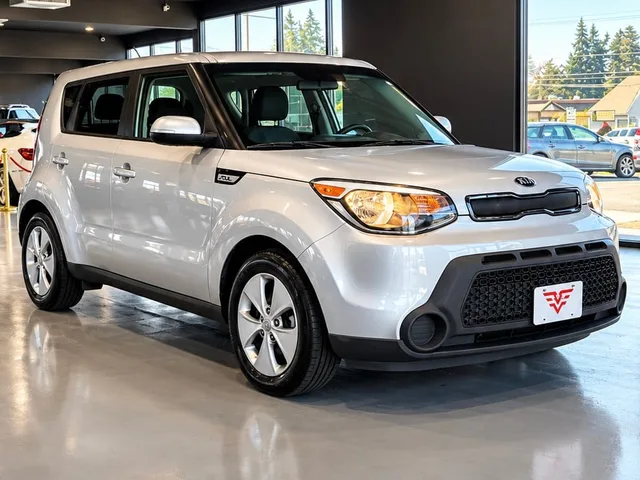 2016 Kia Soul Base — Exterior · Photo 1