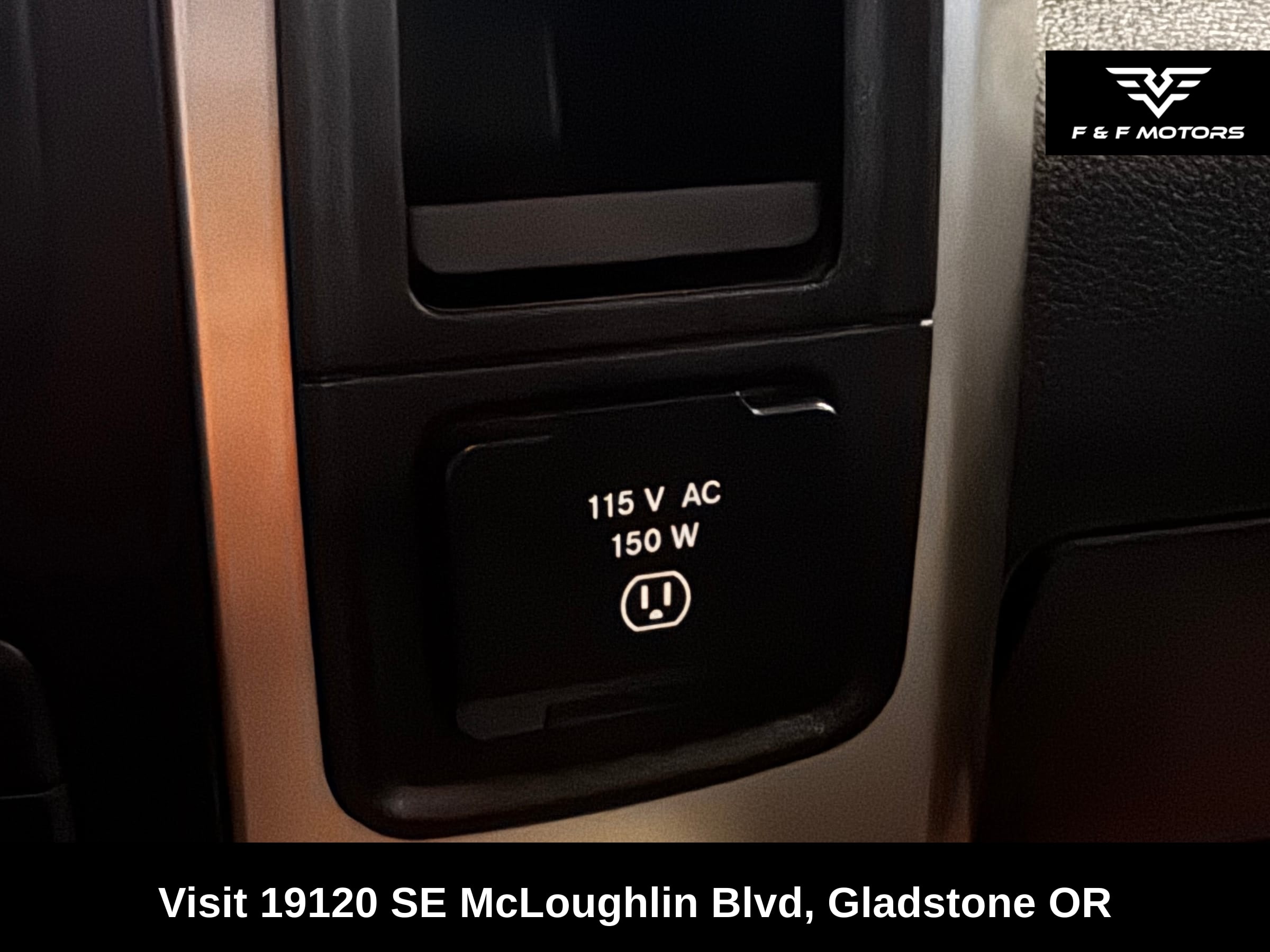 2017 RAM 1500 SLT photo 28