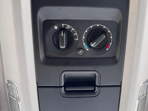 2006 Ford Expedition XLT photo 17