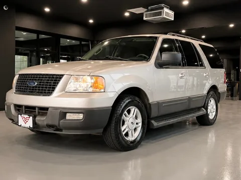 2006 Ford Expedition XLT — Exterior