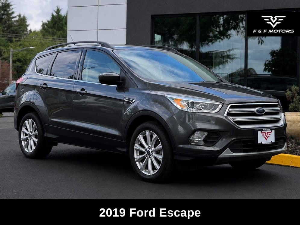 2019 FORD Escape SEL