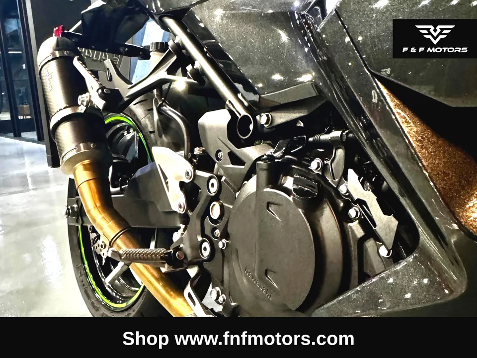2022 Kawasaki Ninja 400 ABS — Wheels