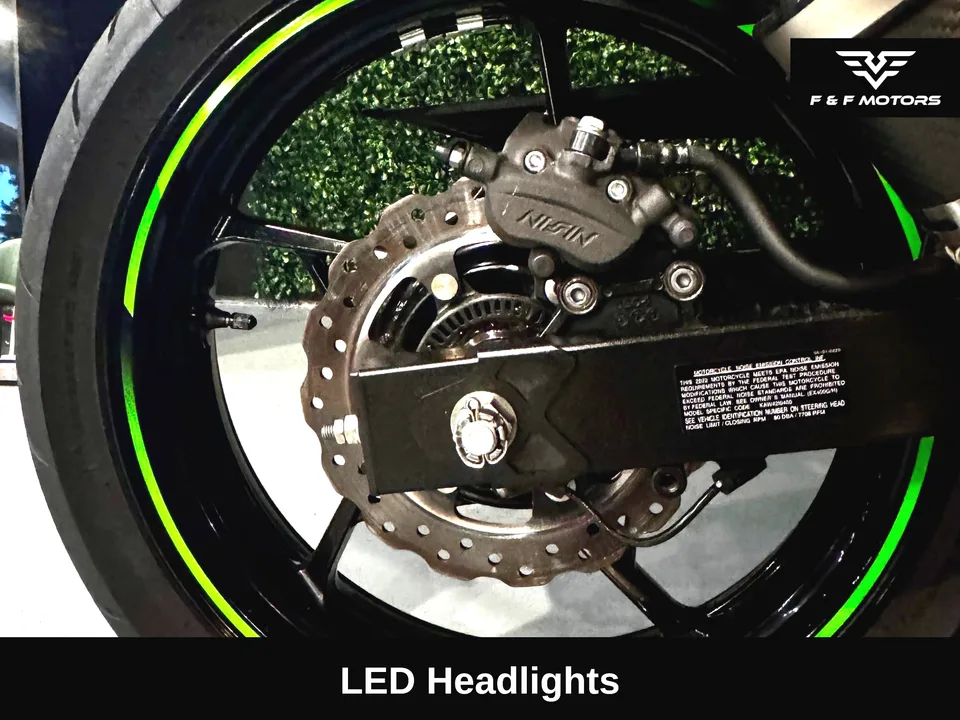 2022 Kawasaki Ninja 400 ABS — Wheels