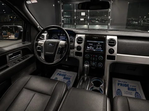 2014 Ford F-150 XLT — Interior