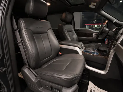 2014 Ford F-150 XLT — Interior