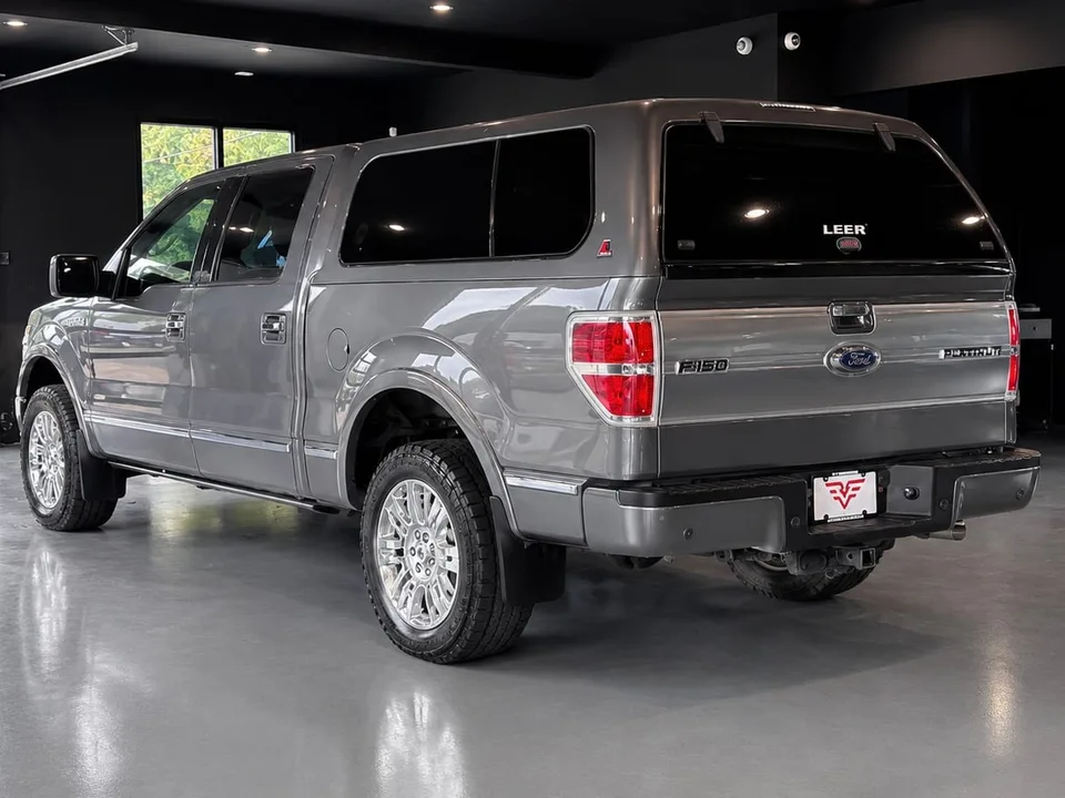 2014 Ford F-150 XLT — Interior · Photo 4